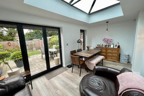 8 Sherborne Close, Coleshill, Birmingham, B46 3ER