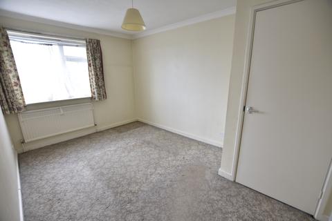 35 Osborne Close, Feltham, TW13 6SR