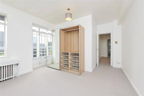 undefined, University Street, Bloomsbury, London, WC1E