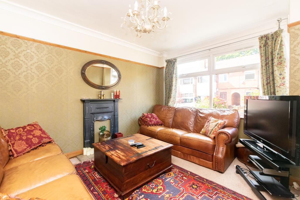 Lounge 1