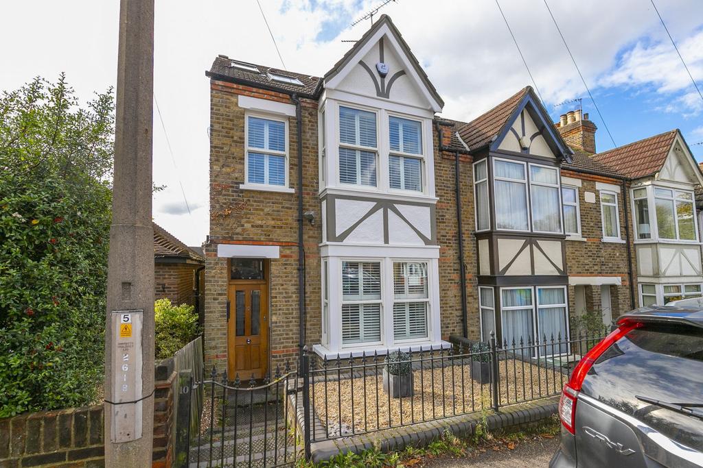 Church Road, Buckhurst Hill, IG9 4 bed end of terrace house £745,000