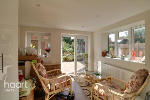 19 Hudson Road, Harlington, Hayes, UB3 5EL