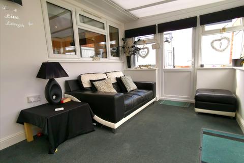 36 Hyperion Avenue, Polegate, BN26 5HU