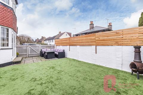 undefined, Ashtead