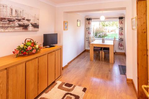 10 The Croft, Tingley, Wakefield, WF3 1DX