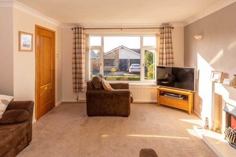 10 The Croft, Tingley, Wakefield, WF3 1DX
