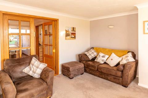 10 The Croft, Tingley, Wakefield, WF3 1DX