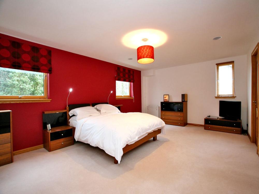 10 Wellwood Mansions − 3rd Bedroom