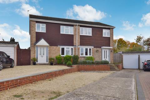 10 Coniston Close, Boscombe Down, Salisbury, SP4 7QJ