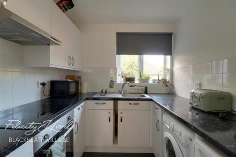 1 bedroom flat to rent, Linwood Close, SE5