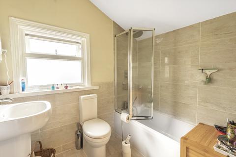 114 Richmond Park Road, Kingston Upon Thames, KT2 6AJ