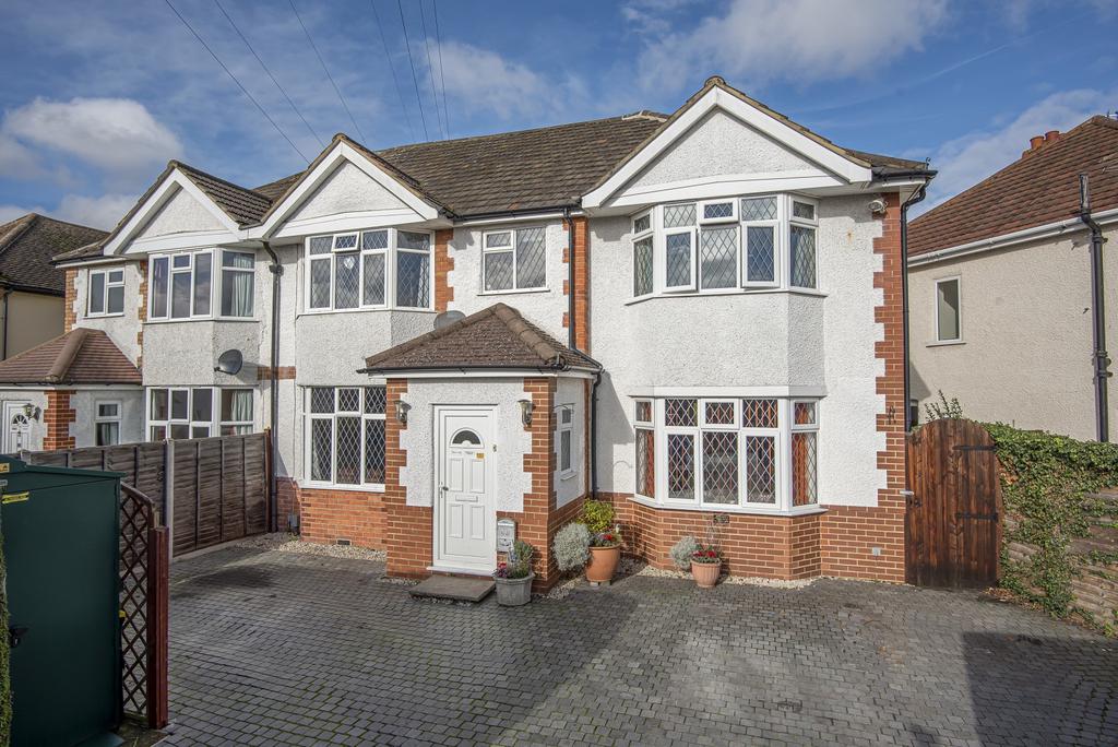 Church Road, Byfleet, West Byfleet, KT14 5 bed semidetached house £