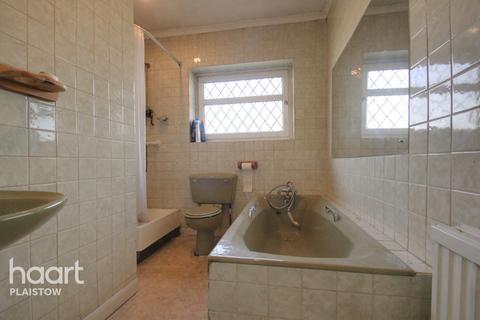 34 Bray Drive, London, E16 1LD