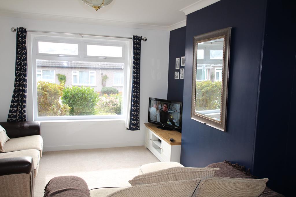 13 Castledykes Road, Kirkcudbright - Williamson an