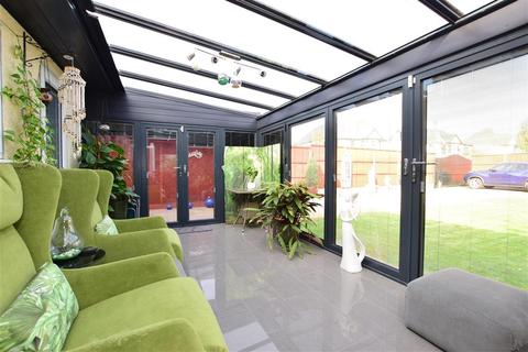 72 Woodford Avenue, Ilford, IG2 6XF