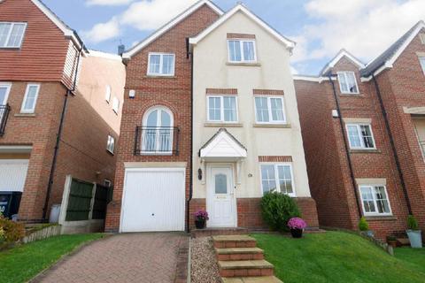 18 Blackthorn Close, Gedling, Nottingham, NG4 4AU