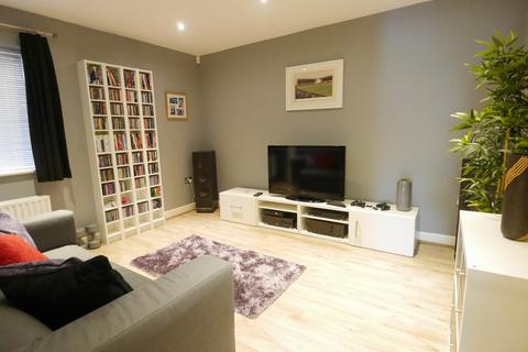 18 Blackthorn Close, Gedling, Nottingham, NG4 4AU