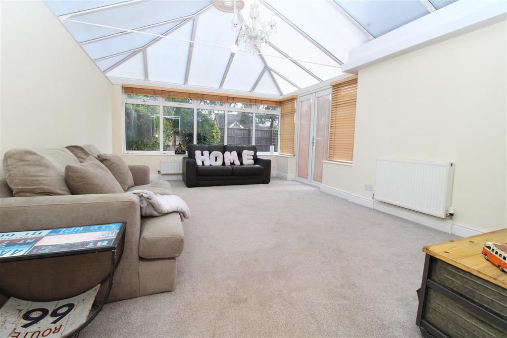 Church Lane, Kirton, Ipswich, Suffolk 4 bed detached house £475,000