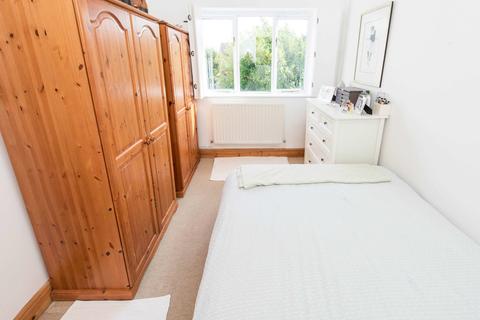 Flat 4, 1 Elgin Road, Wallington, SM6 8RE