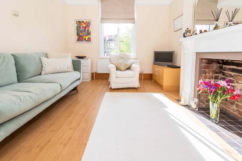 Flat 4, 1 Elgin Road, Wallington, SM6 8RE