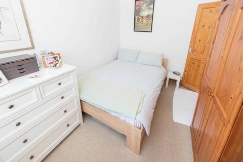 Flat 4, 1 Elgin Road, Wallington, SM6 8RE