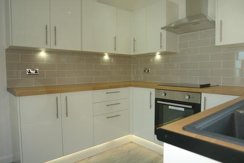 28 Cathedral Road, Chadderton, Oldham, OL9 0AT