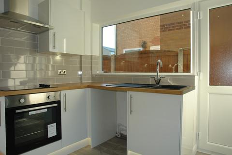 28 Cathedral Road, Chadderton, Oldham, OL9 0AT
