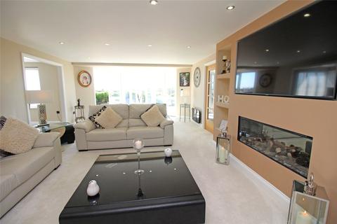 2 bedroom apartment for sale - Jacinta, Westminster Road, Lymington, Hampshire, SO41