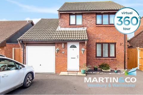4 Arundell Close, Westbury, BA13 3UA
