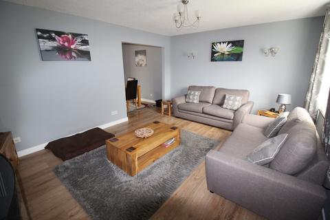 4 Arundell Close, Westbury, BA13 3UA