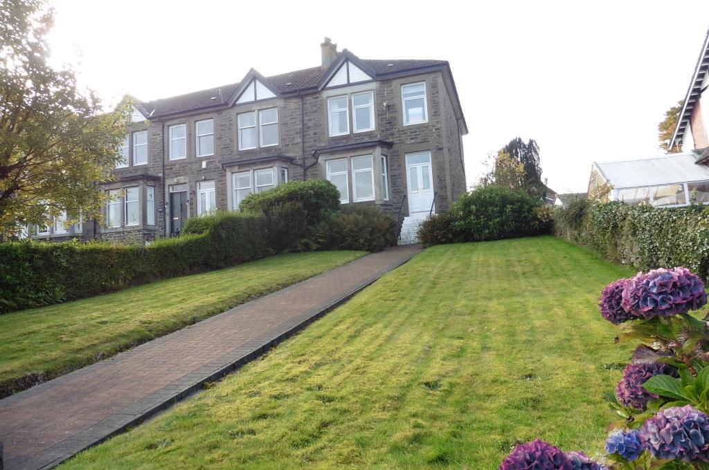 69 Royal Crescent, Dunoon, PA23 7AQ 3 bed end of terrace house £185,000