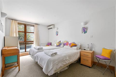 2 bedroom flat for sale, Fulham Island, Fulham Broadway, London