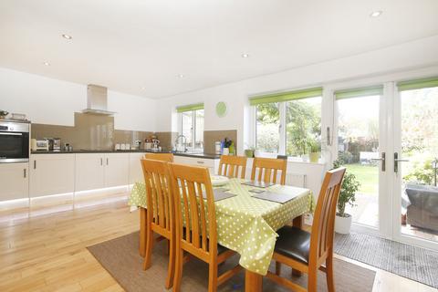 25 Congreve Road, Eltham, London, SE9 1LP