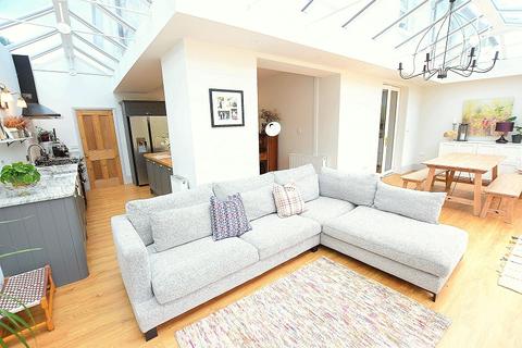 47 Beulah Road, Cardiff, CF14 6LU