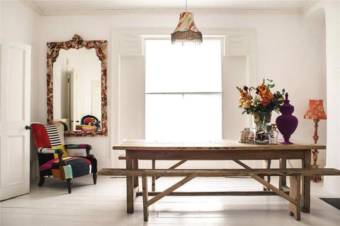 2 Barnabas Road, London, E9 5SB