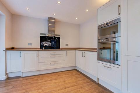 48 Campden Close, Redditch, B97 5NJ