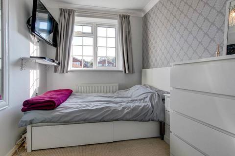 48 Campden Close, Redditch, B97 5NJ
