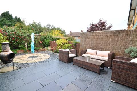 19 Maypole Road, Ashurst Wood, East Grinstead, RH19 3QN