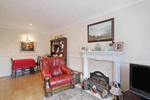 8 Aberfield Drive, Crigglestone, Wakefield, WF4 3PT