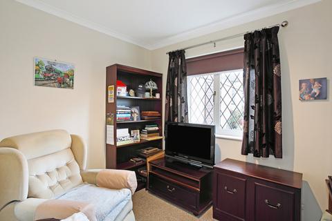 8 Aberfield Drive, Crigglestone, Wakefield, WF4 3PT