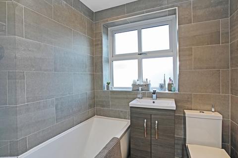 15 Coleridge Crescent, Wrenthorpe, Wakefield, WF2 0LZ