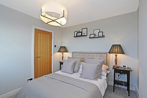 15 Coleridge Crescent, Wrenthorpe, Wakefield, WF2 0LZ