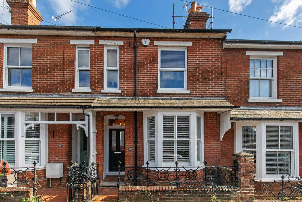 Brassey Road, Fulflood, Winchester, SO22 3 bed terraced house £600,000