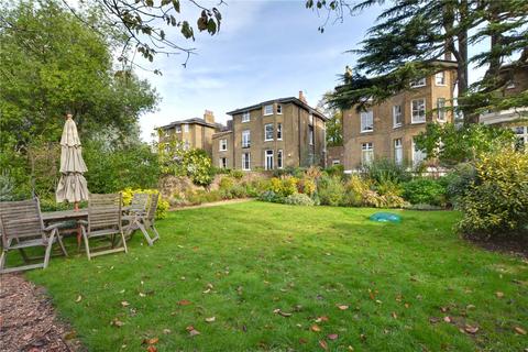 22c Morden Road, London, SE3 0AA