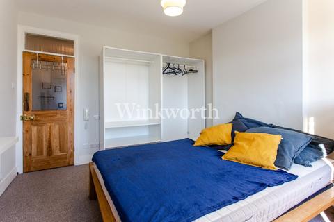 88a New River Crescent, London, N13 5RJ