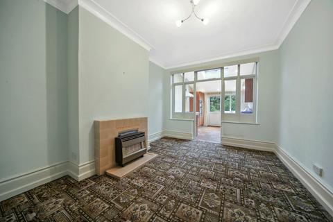15 Richmond Way, London, E11 3QT