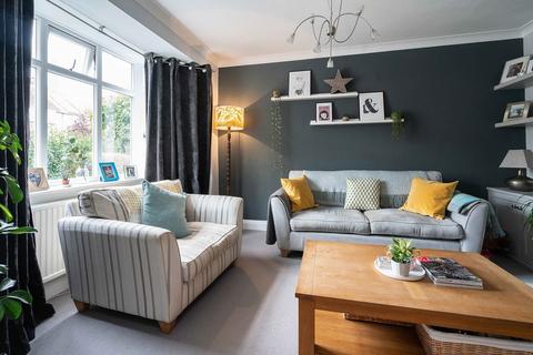 47 Fairfield Drive, Dorking, RH4 1JQ