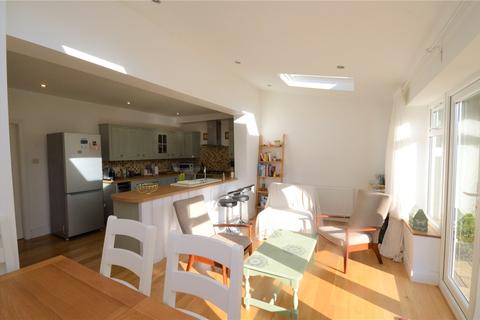 13 Clarence Drive, Horsforth, Leeds, LS18 4JS