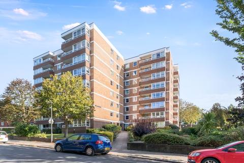 88 Greenacres, Brighton, BN1 6HR