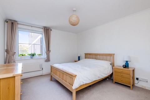 88 Greenacres, Brighton, BN1 6HR
